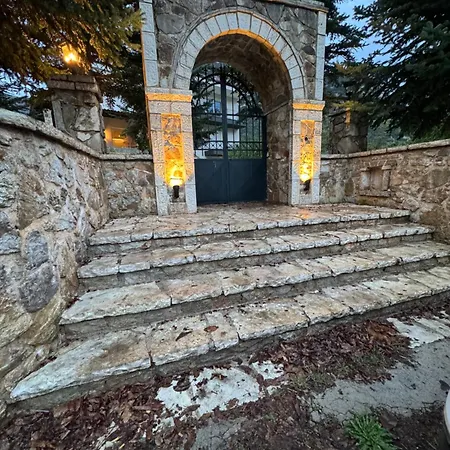 Eleni's Villa