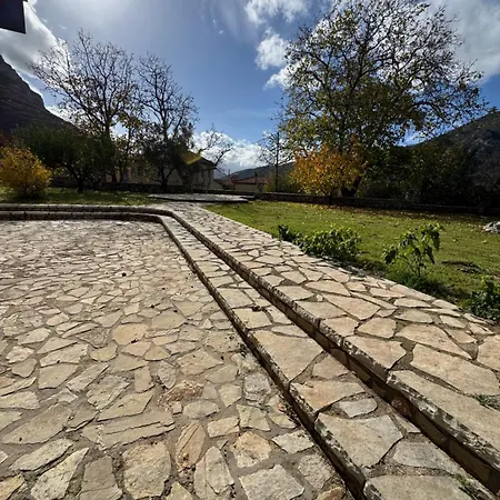 Eleni's Вилла *